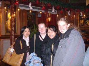 Pauline, Paulina, Kylie & I at fancy-smancy Thai Resturant
